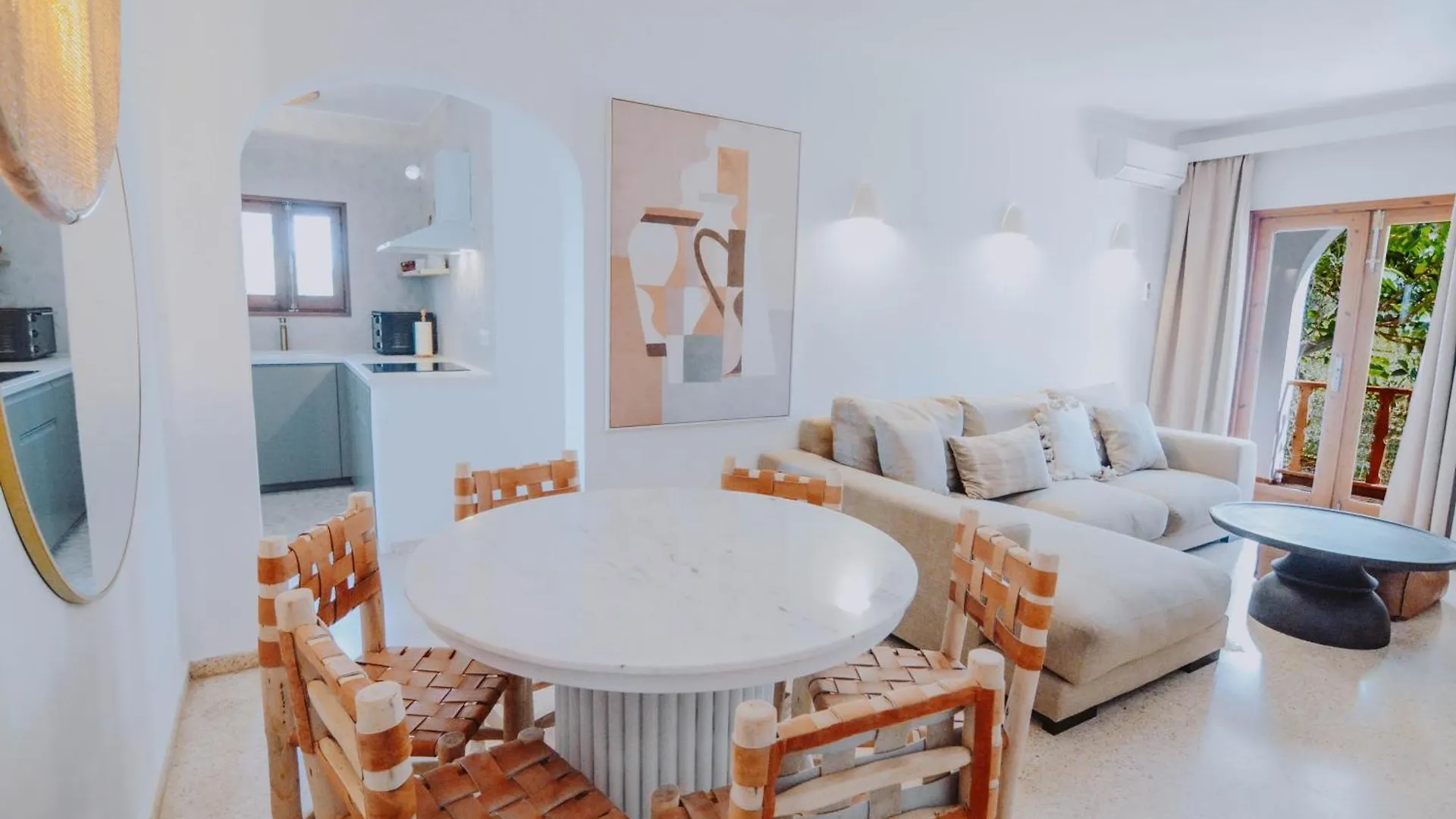 Secret Oasis Ibiza-Only Adults Aparthotel San Antonio  San Antonio (Ibiza)