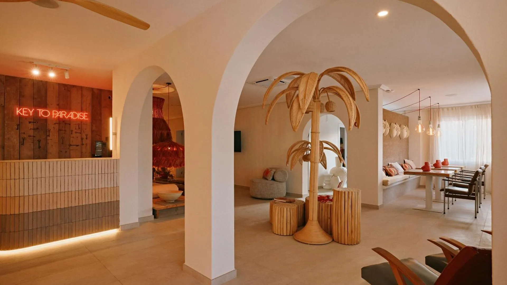 Secret Oasis Ibiza-Only Adults Aparthotel San Antonio   San Antonio (Ibiza)